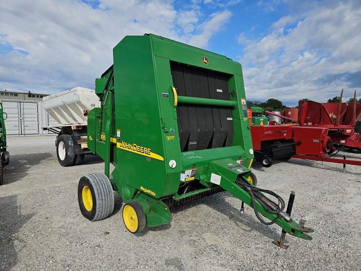 2003-john-deere-567-image-1