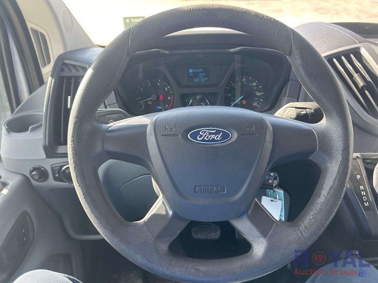 2016-ford-transit-image-13