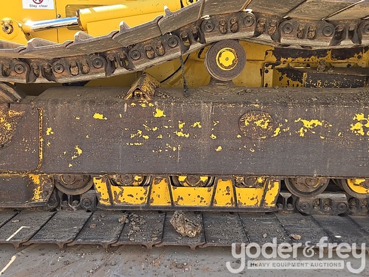 2022-komatsu-d71pxi-24-image-16