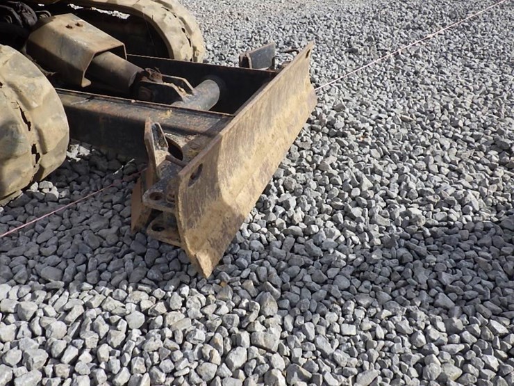 caterpillar-301.7d-cr-image-15