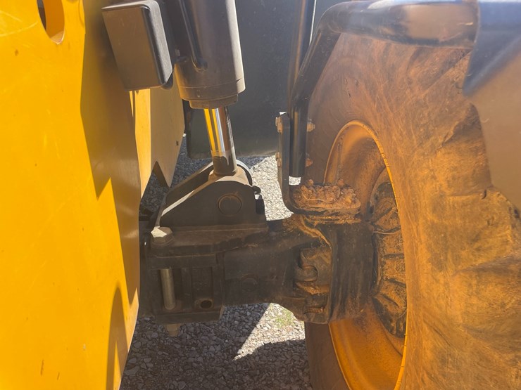 2017-jcb-507-42-image-15