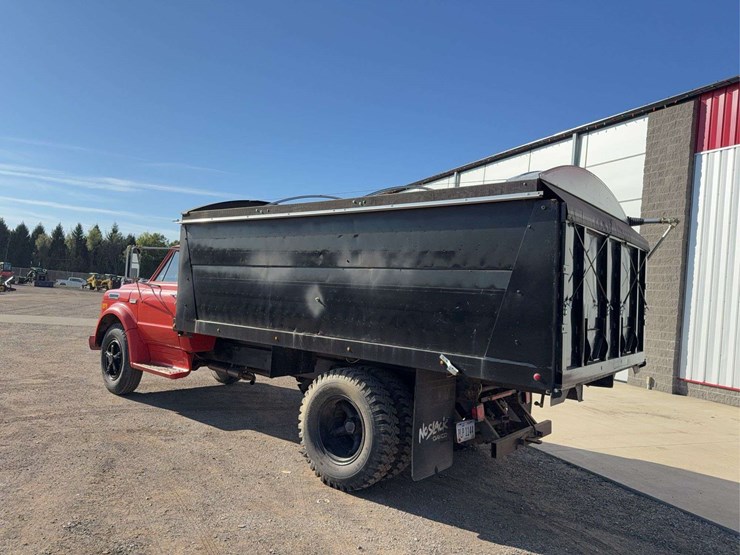 1969-gmc-k6500-grain-truck-image-4