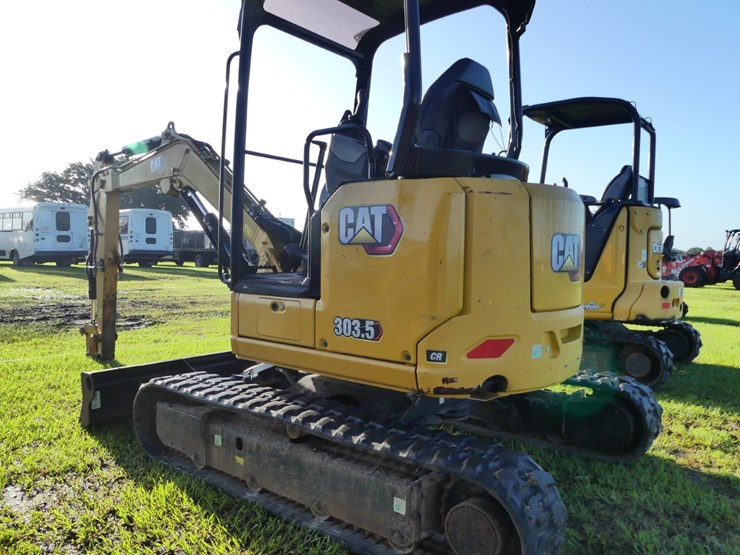 caterpillar-303.5-image-4