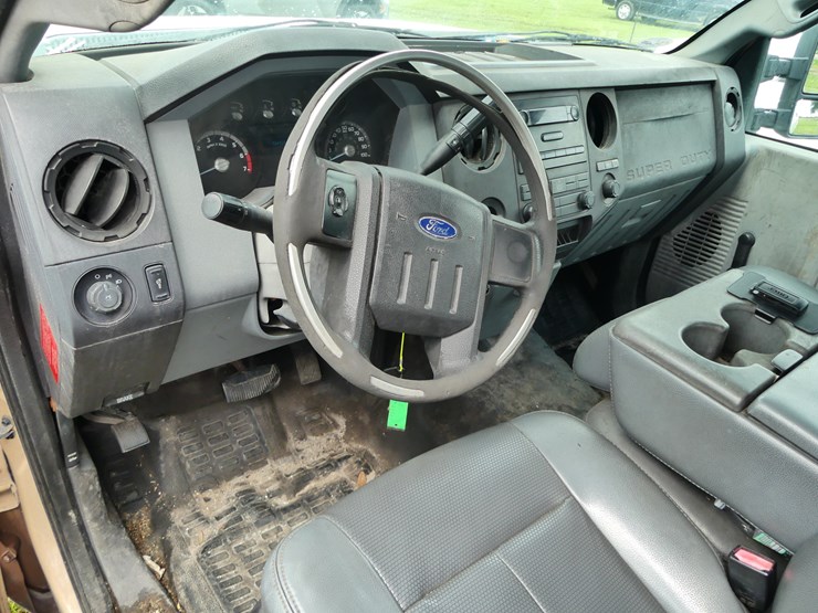 2011-ford-f350-xl-image-10