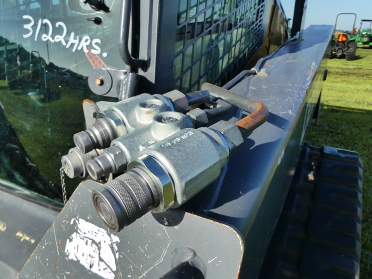 deere-333e-image-9
