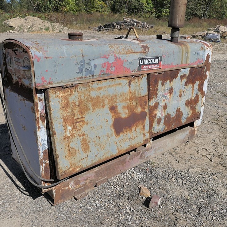 Lincoln SAE400 Portable DC Welder, Detroit, Skid Mtd.