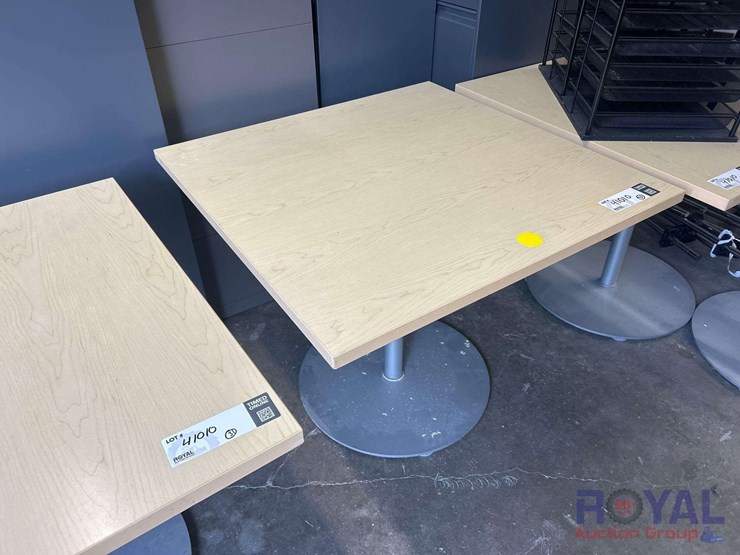 light-wood-tables-image-3