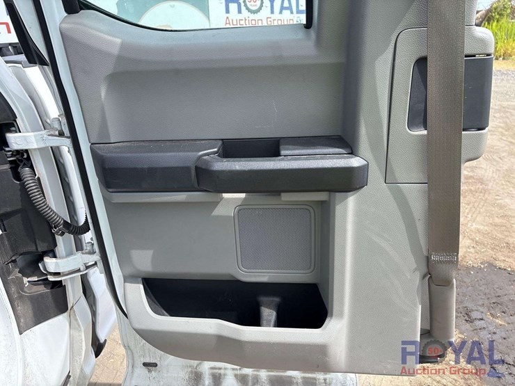 2017-ford-f250-image-16