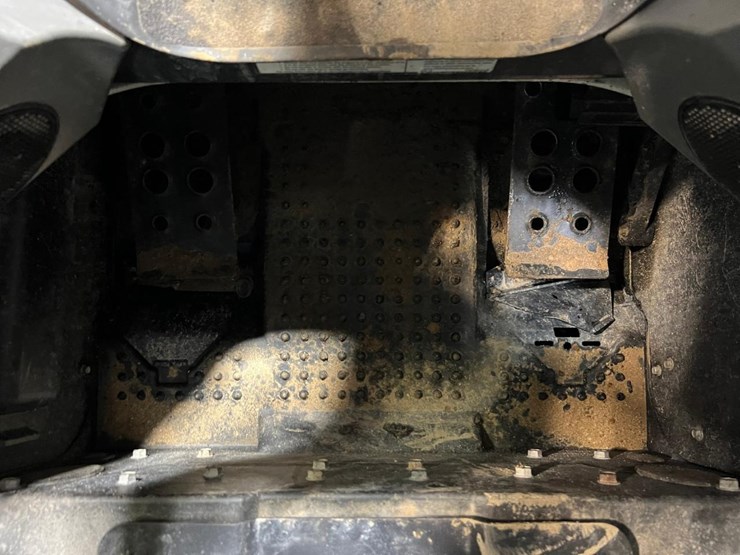2019-bobcat-t770-image-34