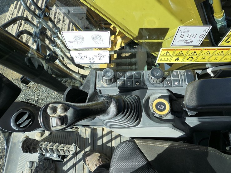 caterpillar-317-image-47