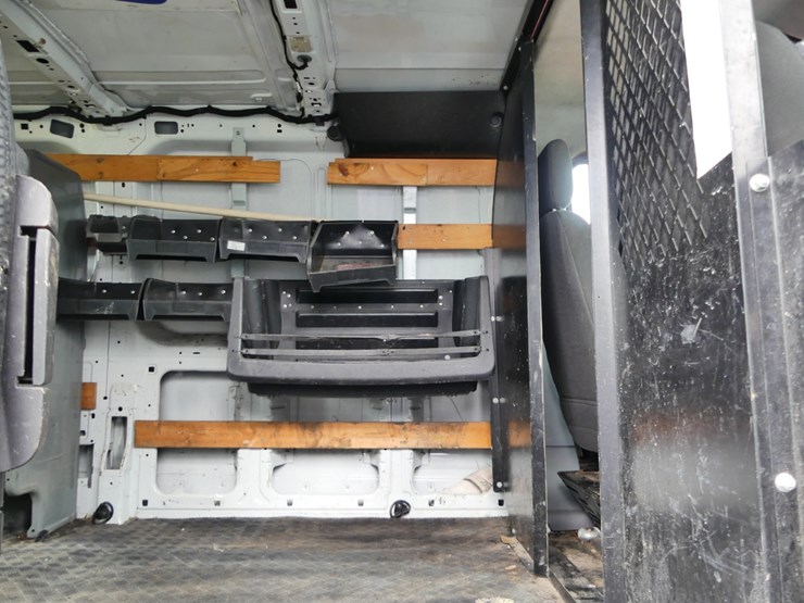 2017-ford-transit-image-8