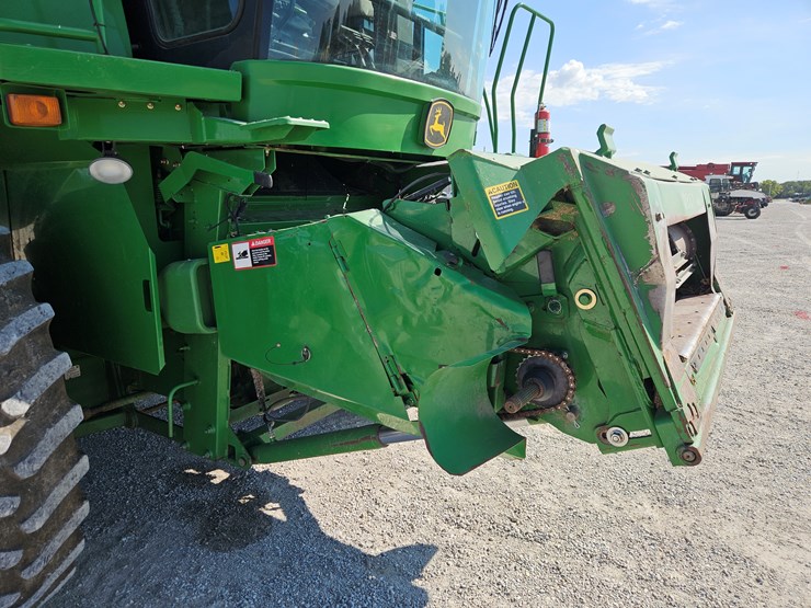 2004-john-deere-9660-sts-image-25