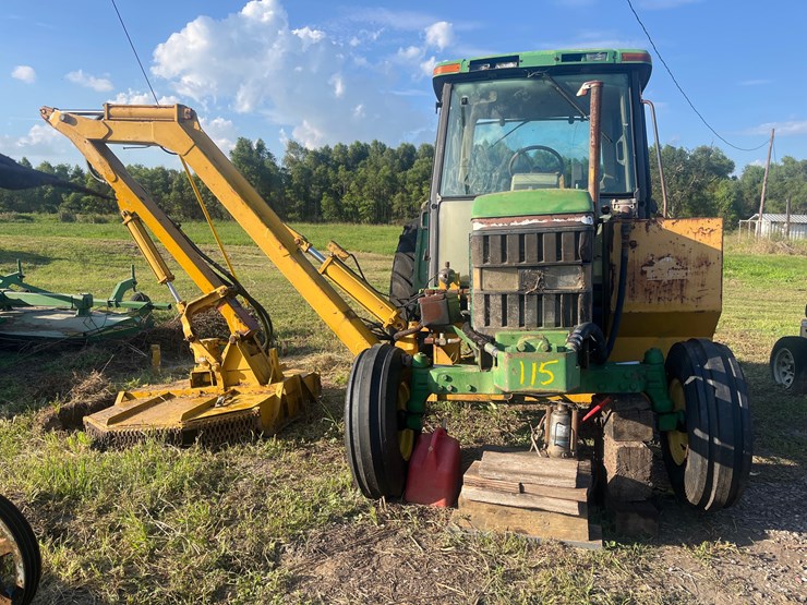 #115-•-john-deere-tractor-with-side-cutter-image-13