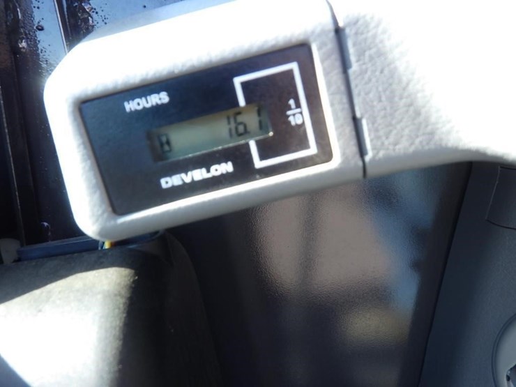 doosan-dx85r-3-image-34