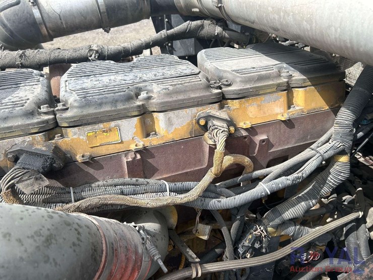 2005-kenworth-w900-image-23