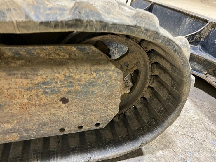 deere-27d-image-23