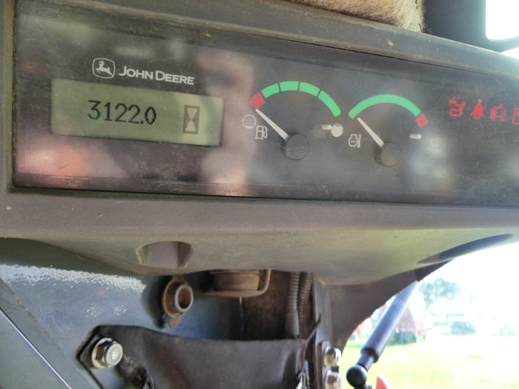 deere-333e-image-14