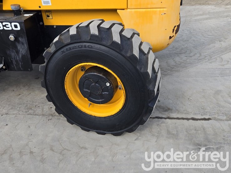 2017-jcb-930-image-18