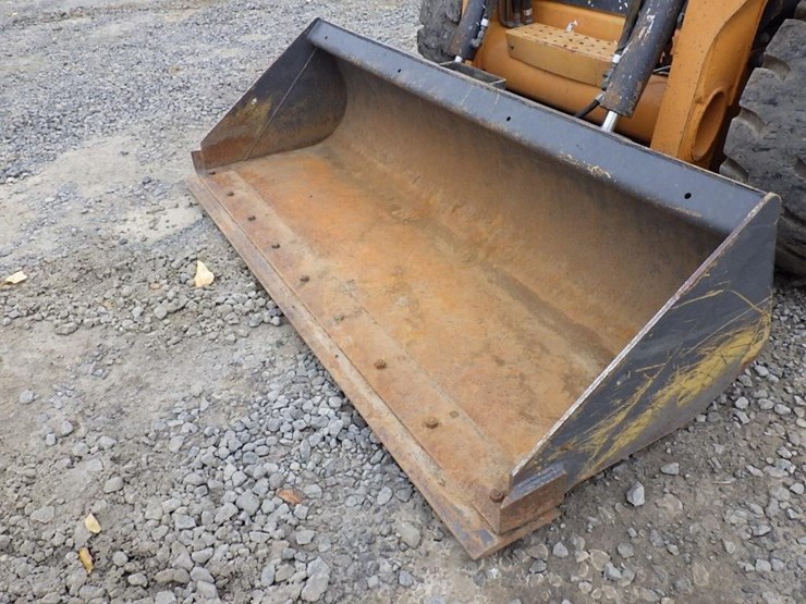 2012-case-sv300-image-18