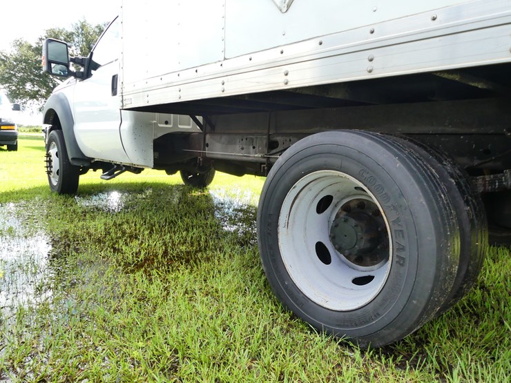 2012-ford-f450-xlt-image-8