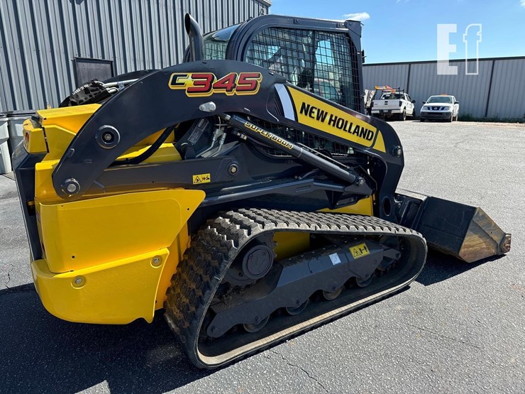 2021-new-holland-c345-image-3