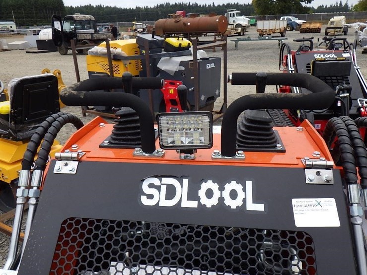 2025-sdlool-36c-skid-steer-tracked-loader-image-11
