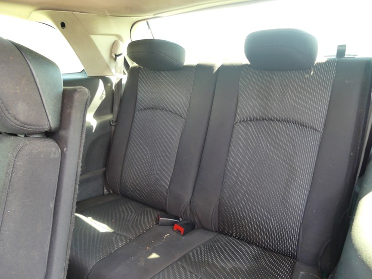 2012-dodge-journey-image-7