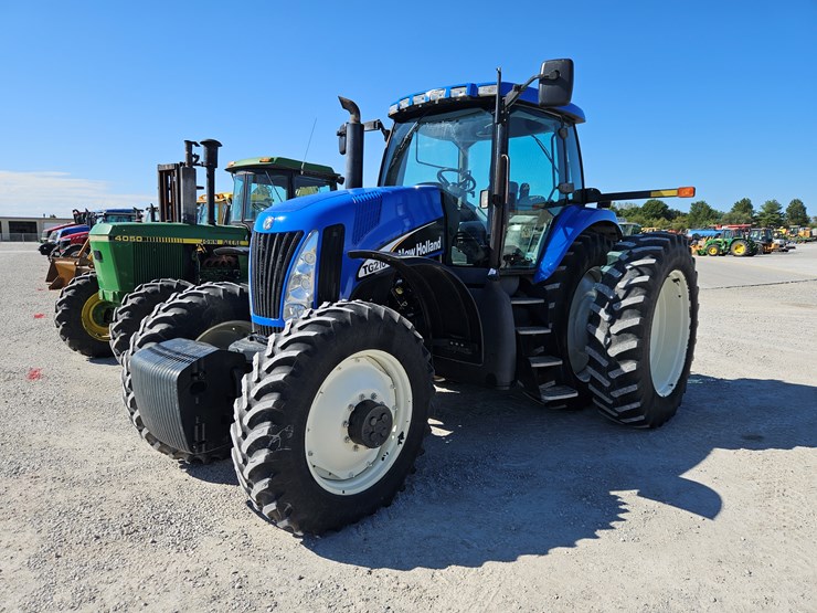 2010-new-holland-tg210-image-19