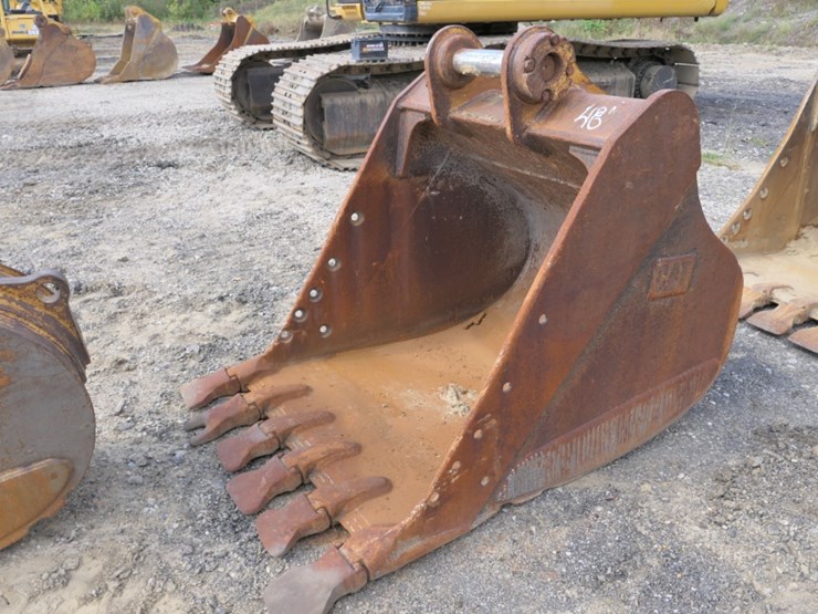 caterpillar-320d-image-1
