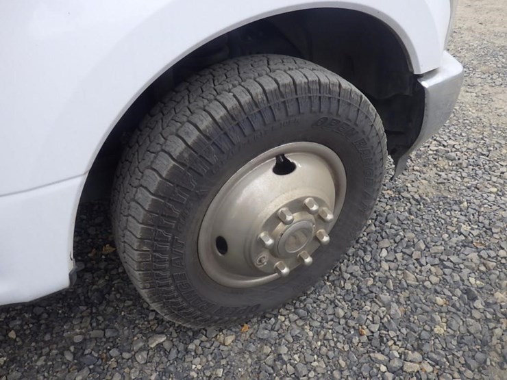2019-ford-f350-image-31