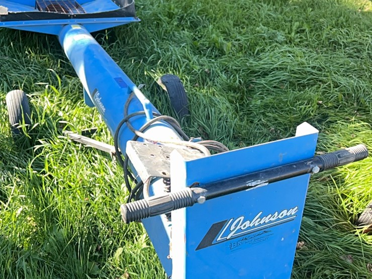 johnson-jump-auger,-needs-motor,-otherwise-working-unit-image-9