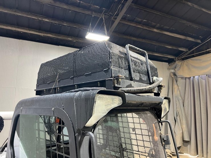 2019-bobcat-t770-image-22