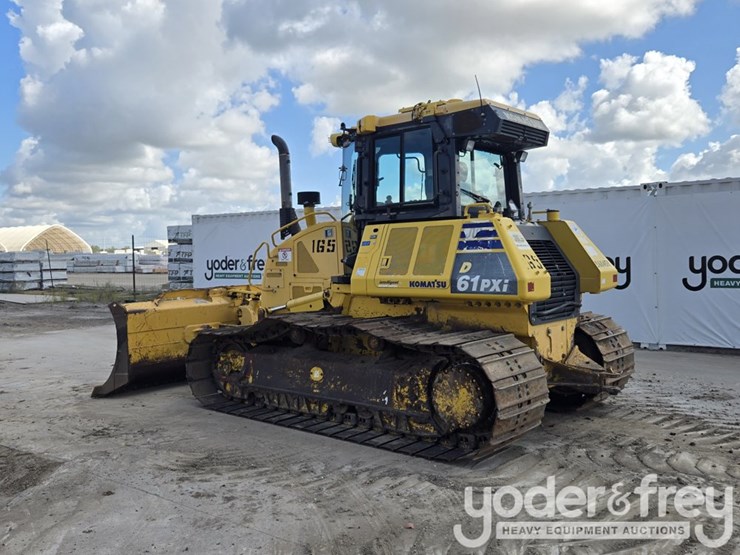 2018-komatsu-d61pxi-24-image-3