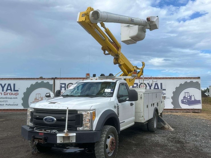 2017-ford-f550-image-1