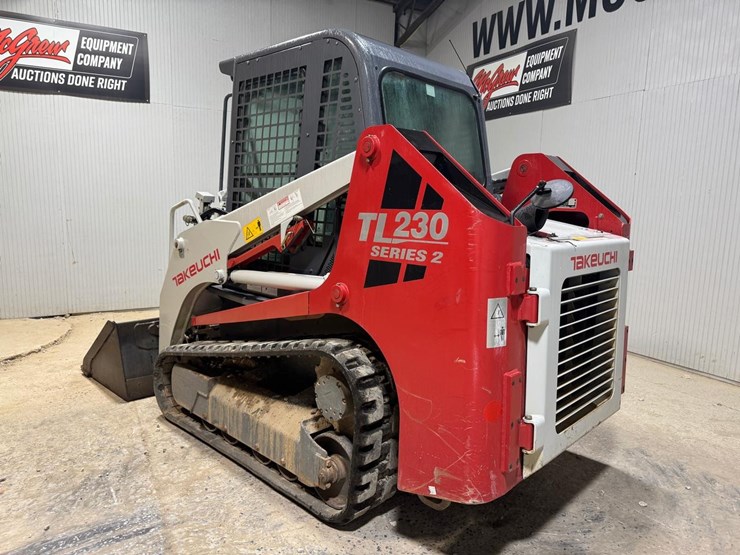 takeuchi-tl230-image-3