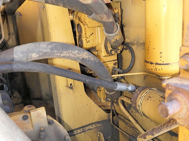 1987-caterpillar-235b-image-29