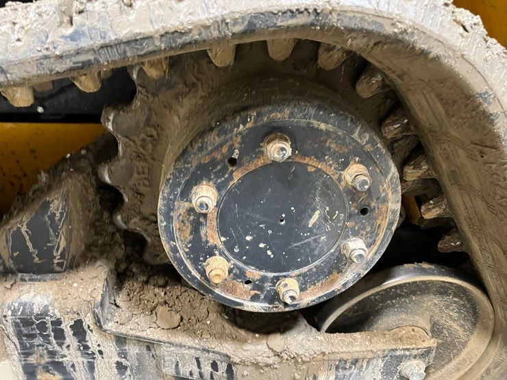 jcb-3ts-8t-image-15
