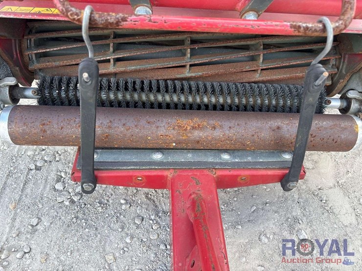 toro-greensmaster-flex-2100-reel-mower-image-9