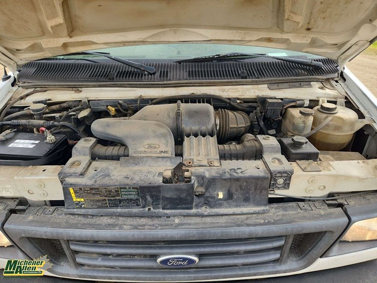2006-ford-cargo-image-23