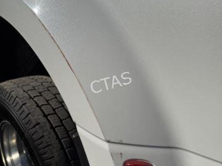 2021-ford-f350-image-15