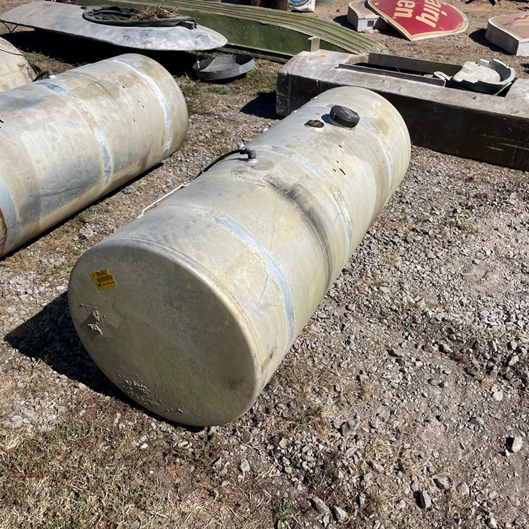 #2012 • ~100 Gallon Aluminum Fuel Tank Inv# 29961