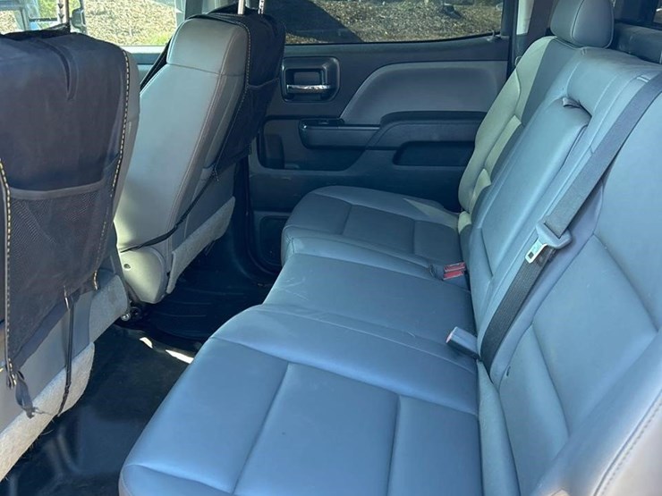 2019-chevrolet-silverado-3500hd-image-34