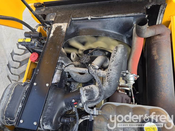 2017-jcb-930-image-41