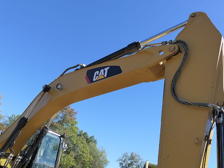 2013-caterpillar-336e-image-7