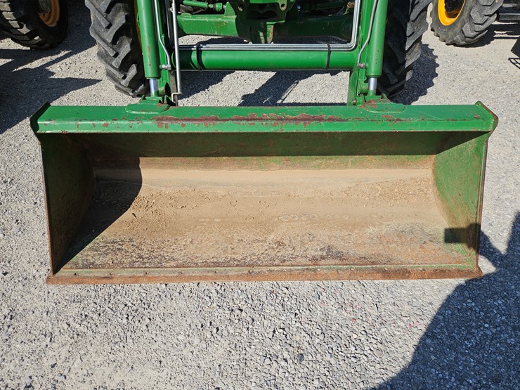 2009-john-deere-5065e-image-3