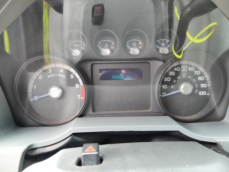 2012-ford-f350-image-15