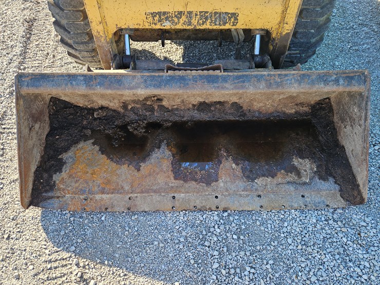 2008-caterpillar-256c-image-3