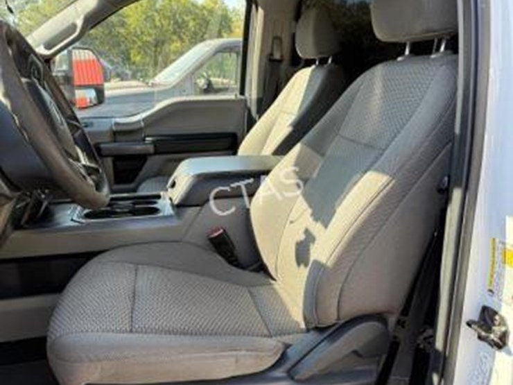 2022-ford-f450-image-27