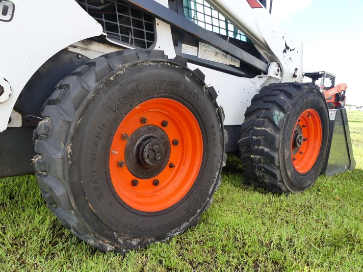 2021-bobcat-s740-image-5