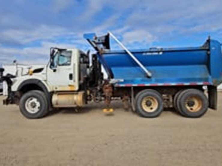 2012-international-workstar-7600-image-5